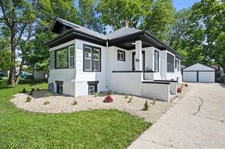 20 S Central Avenue, Aurora, IL 60506