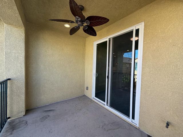 2004 Camino Real Way, Roseville, CA 95747