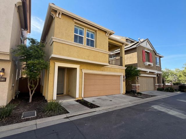 2004 Camino Real Way, Roseville, CA 95747