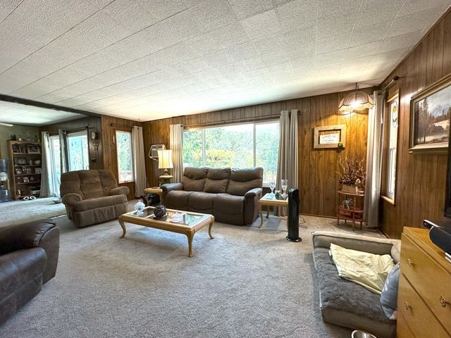 42909 Capanero Oaks Court, California Hot Springs, CA 93207