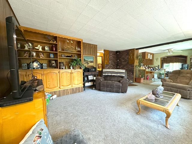 42909 Capanero Oaks Court, California Hot Springs, CA 93207