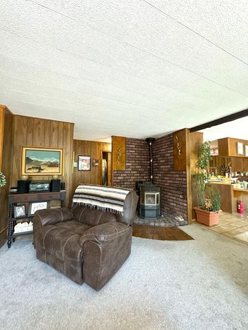 42909 Capanero Oaks Court, California Hot Springs, CA 93207