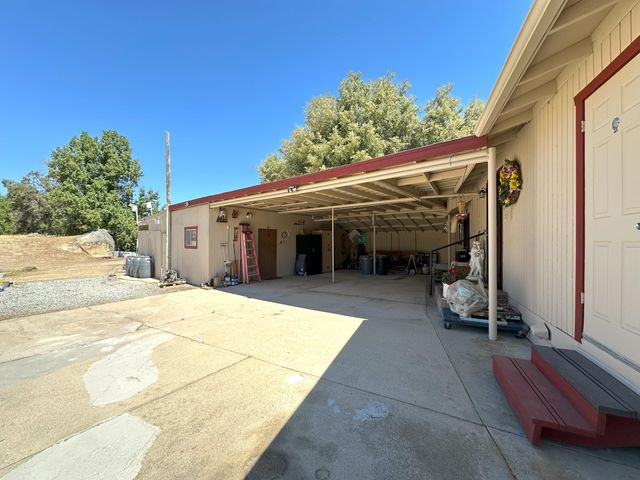 42909 Capanero Oaks Court, California Hot Springs, CA 93207