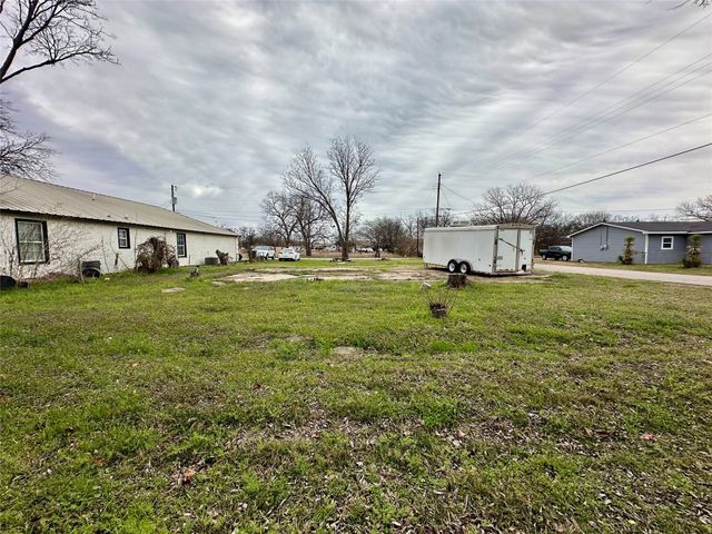 1101 N Border Street, Cleburne, TX 76031