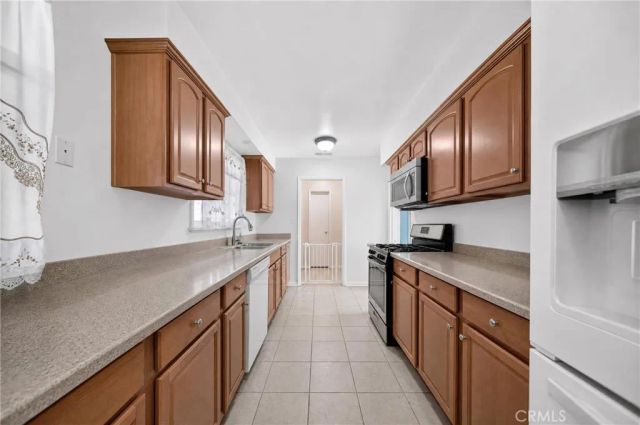 298 Terry Lane, Hemet, CA 92544