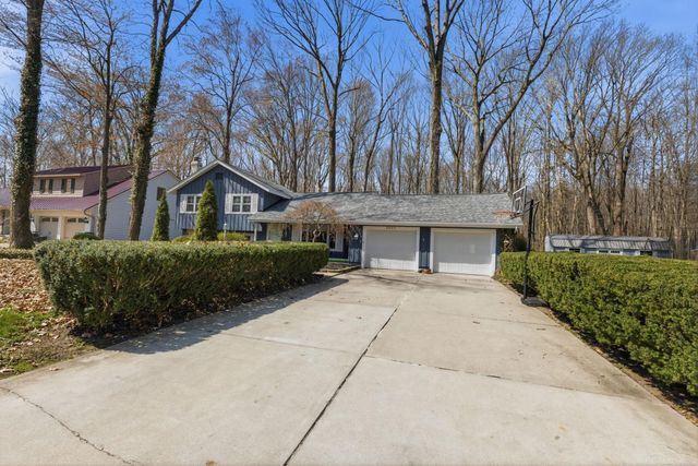 3645 W Surrey Lane, Fort Gratiot, MI 48059