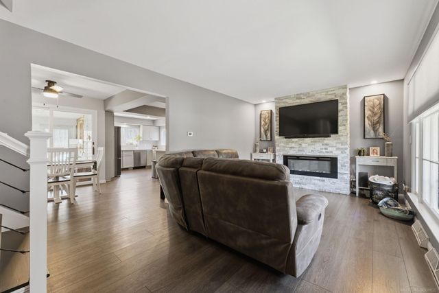 3645 W Surrey Lane, Fort Gratiot, MI 48059