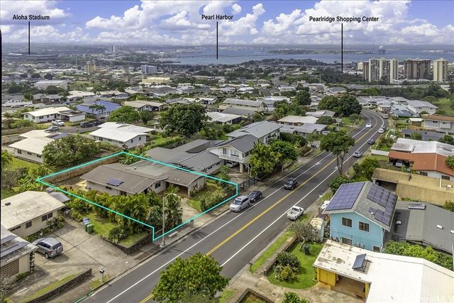 98-881 Kaamilo Street, Aiea, HI 96701