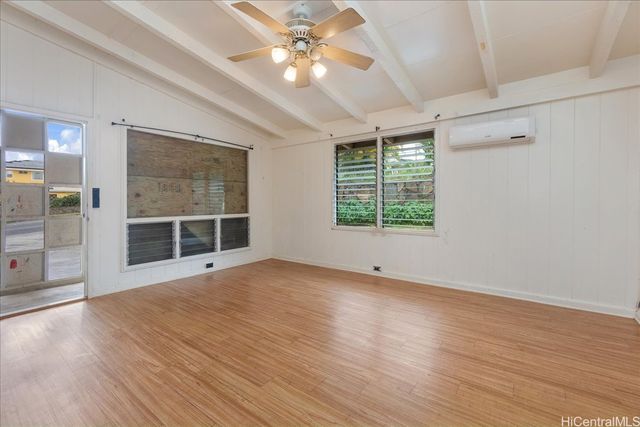 98-881 Kaamilo Street, Aiea, HI 96701