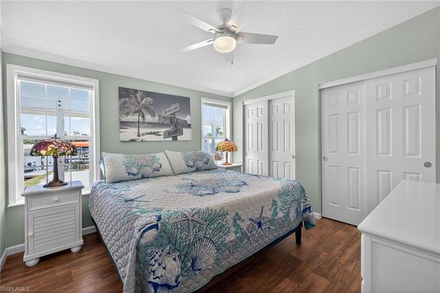 39 Channel LN, Fort Myers, FL 33905