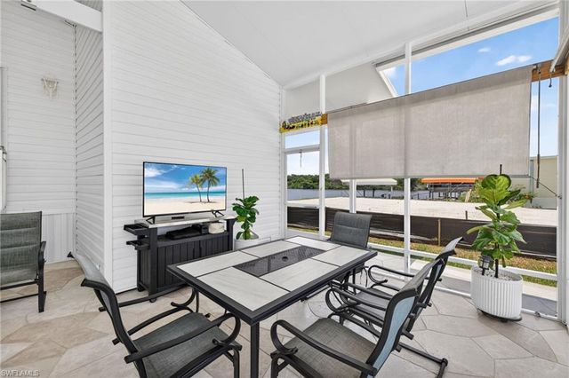39 Channel LN, Fort Myers, FL 33905