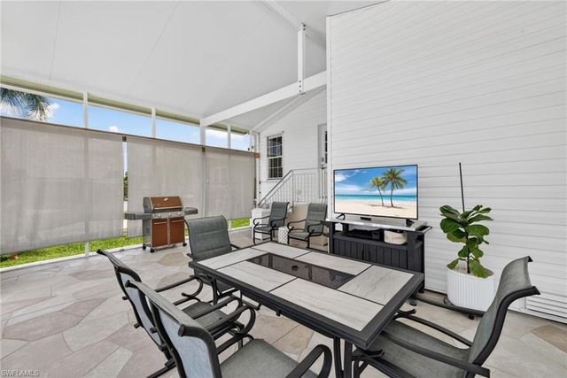 39 Channel LN, Fort Myers, FL 33905