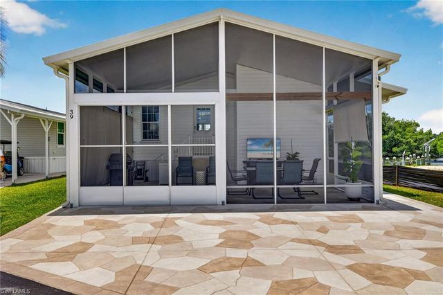 39 Channel LN, Fort Myers, FL 33905