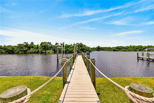 39 Channel LN, Fort Myers, FL 33905