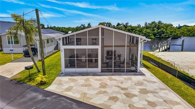 39 Channel LN, Fort Myers, FL 33905