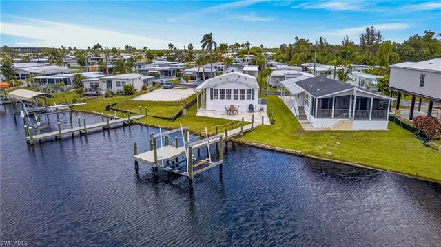 39 Channel LN, Fort Myers, FL 33905