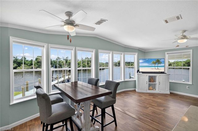 39 Channel LN, Fort Myers, FL 33905