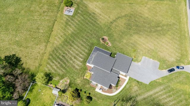 4110 WESTON DR, Knoxville, MD 21758