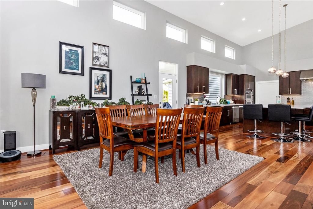 Image 13 of property listing at 4110 WESTON DR, Knoxville, MD 21758