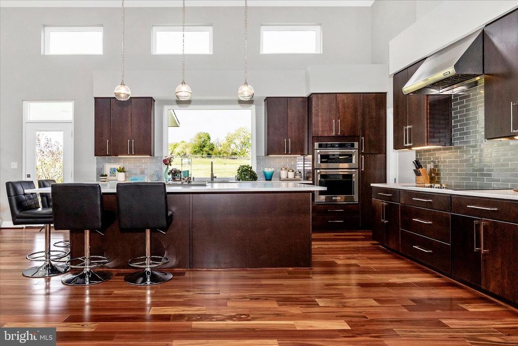 Image 17 of property listing at 4110 WESTON DR, Knoxville, MD 21758