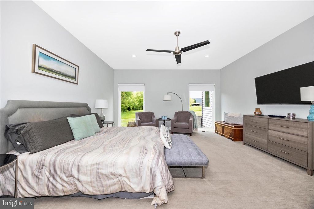 Image 28 of property listing at 4110 WESTON DR, Knoxville, MD 21758