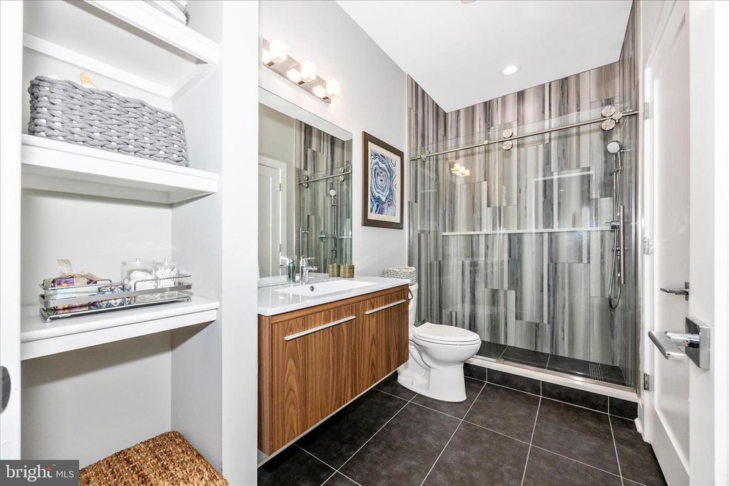 Image 33 of property listing at 4110 WESTON DR, Knoxville, MD 21758