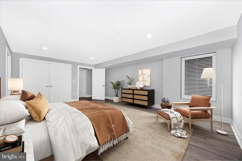 Image 36 of property listing at 4110 WESTON DR, Knoxville, MD 21758