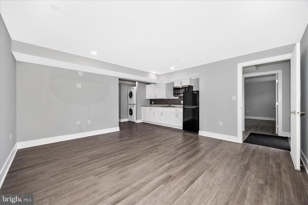 Image 41 of property listing at 4110 WESTON DR, Knoxville, MD 21758