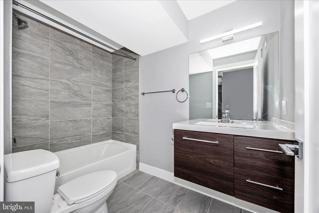 Image 51 of property listing at 4110 WESTON DR, Knoxville, MD 21758