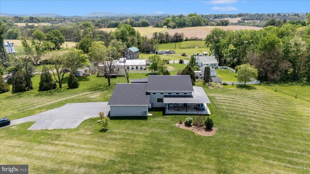 Image 56 of property listing at 4110 WESTON DR, Knoxville, MD 21758