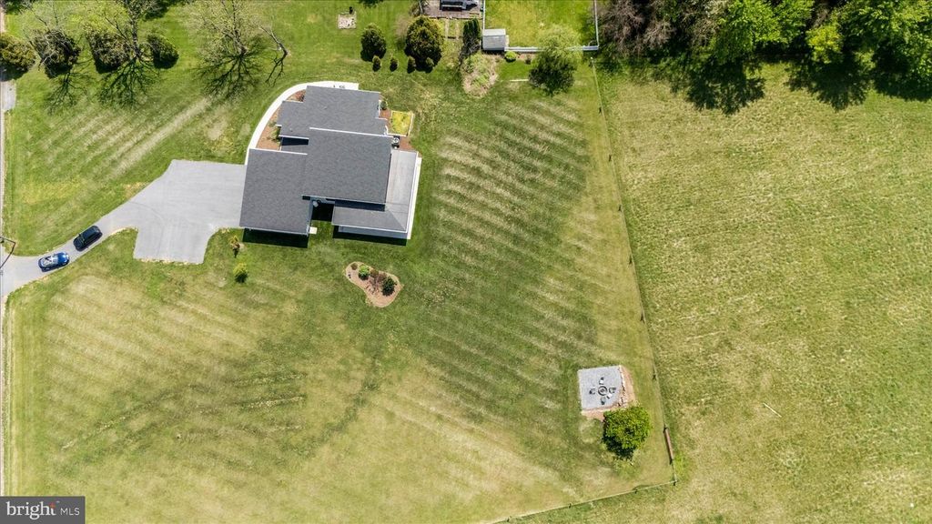 Image 62 of property listing at 4110 WESTON DR, Knoxville, MD 21758