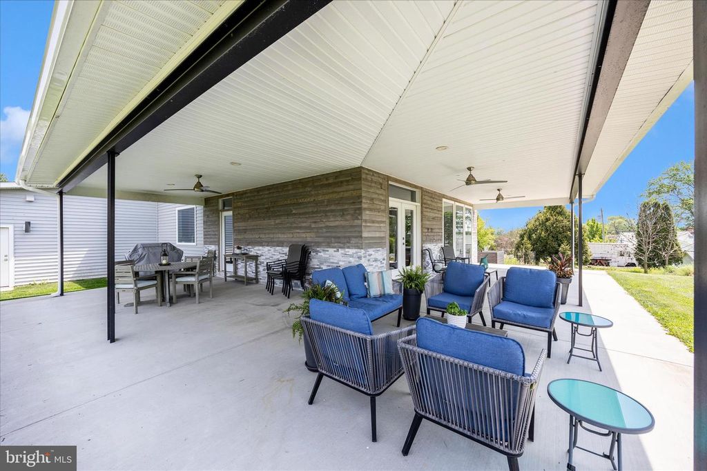 Image 66 of property listing at 4110 WESTON DR, Knoxville, MD 21758