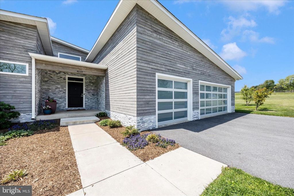 Image 73 of property listing at 4110 WESTON DR, Knoxville, MD 21758