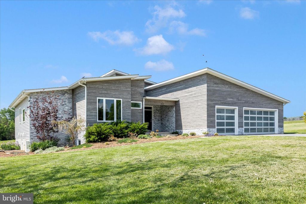 Image 75 of property listing at 4110 WESTON DR, Knoxville, MD 21758