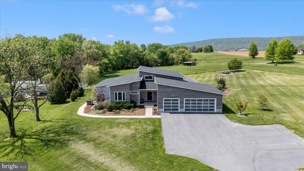 Image 77 of property listing at 4110 WESTON DR, Knoxville, MD 21758