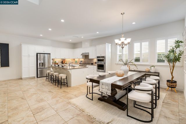 748 Roseum Ct, San Ramon, CA 94582