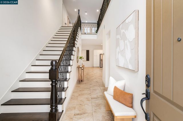 748 Roseum Ct, San Ramon, CA 94582