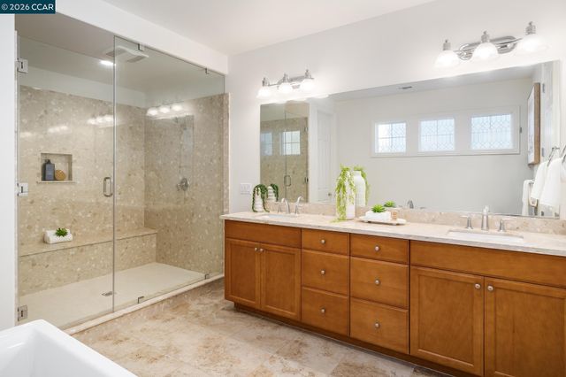 748 Roseum Ct, San Ramon, CA 94582