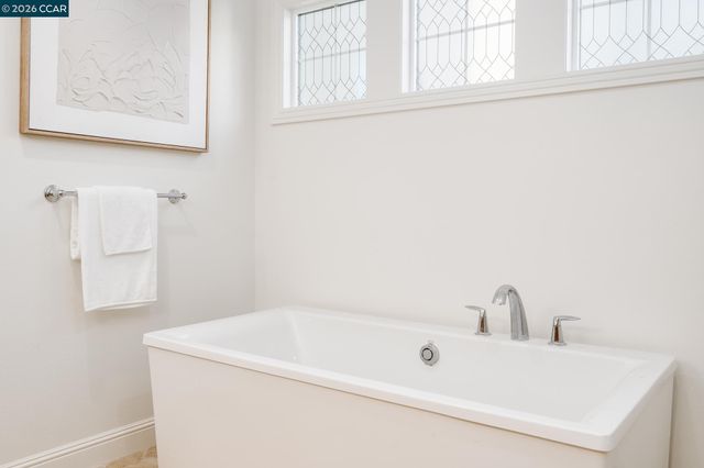 748 Roseum Ct, San Ramon, CA 94582