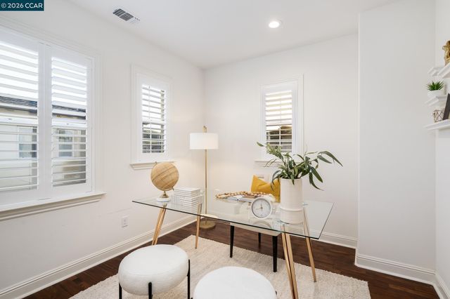 748 Roseum Ct, San Ramon, CA 94582