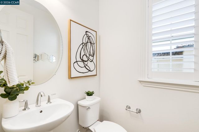 748 Roseum Ct, San Ramon, CA 94582