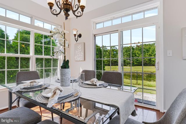 1437 CRANLEIGH LN, Williamstown, NJ 08094