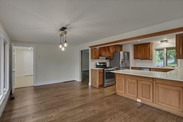 225 Edwards Road, Johnstown, OH 43031