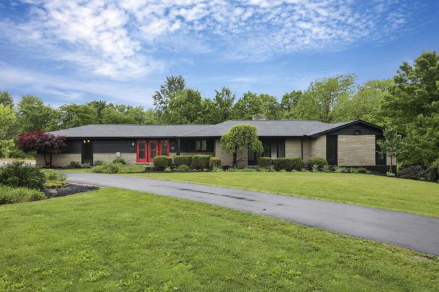 225 Edwards Road, Johnstown, OH 43031
