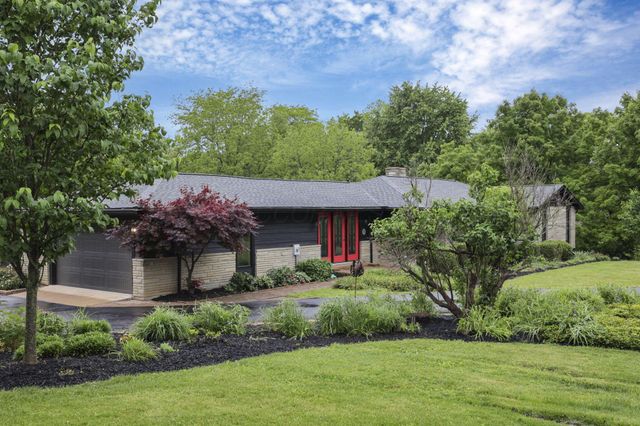 225 Edwards Road, Johnstown, OH 43031