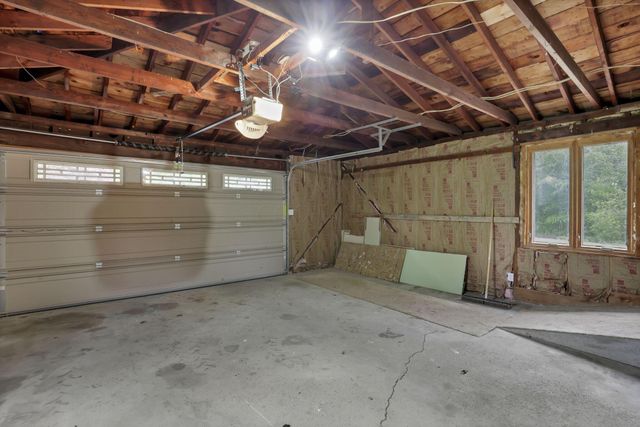 225 Edwards Road, Johnstown, OH 43031