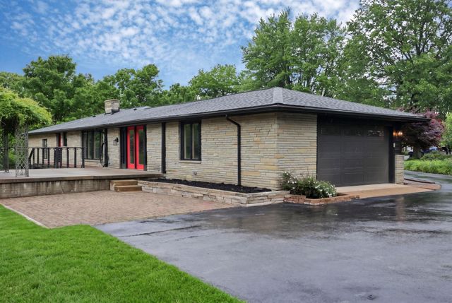 225 Edwards Road, Johnstown, OH 43031