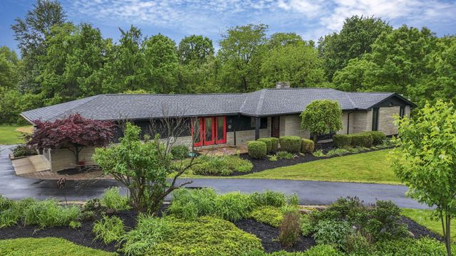 225 Edwards Road, Johnstown, OH 43031