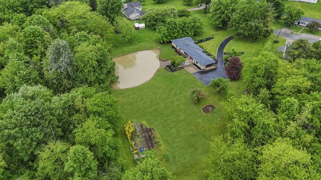 225 Edwards Road, Johnstown, OH 43031