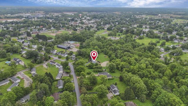 225 Edwards Road, Johnstown, OH 43031